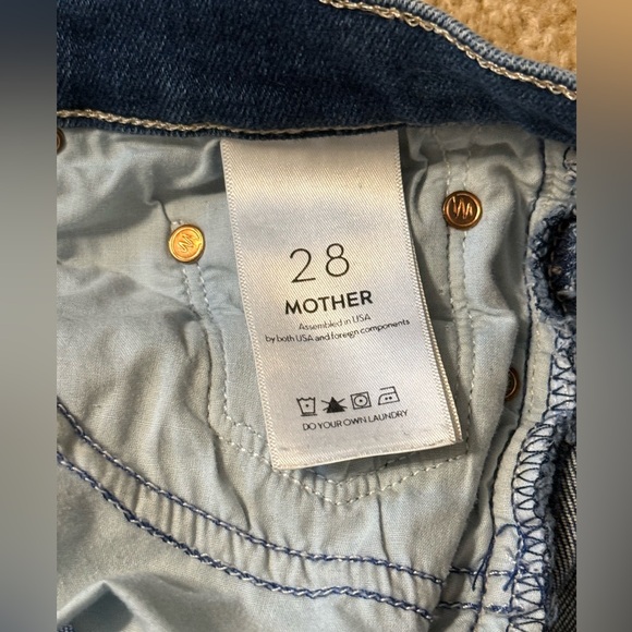 MOTHER The weekender mid rise flare jeans - Picture 4 of 8